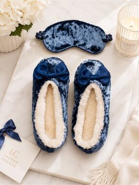 LC Lauren Conrad Blue Velvet Slippers Sleep Mask Set Cozy Luxe Spa Gift NWT S XL